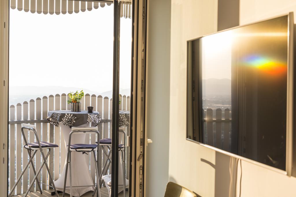 Sky View Apartment Вена Экстерьер фото